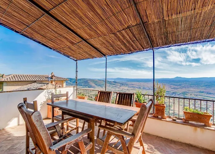 Villa Nigra In Cortona With A Private Swimming Pool