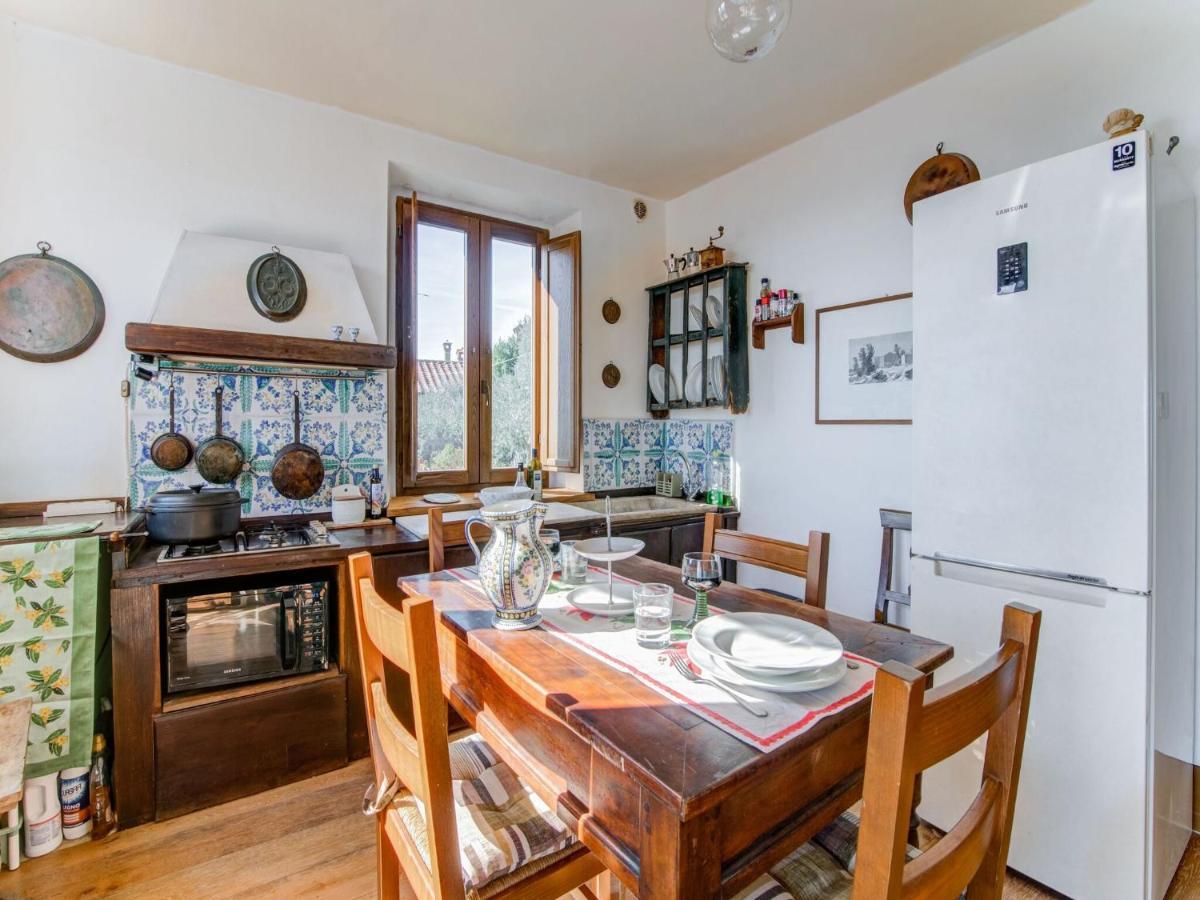 Nigra In With A Private Swimming Pool Holiday home *